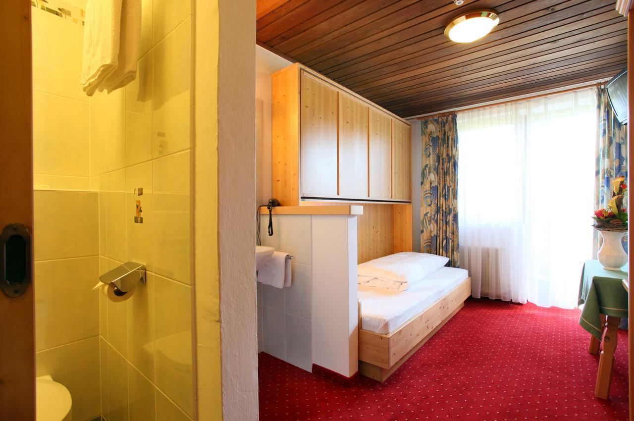 Alpenhotel Landhaus Kuechl キルヒベルク・イン・チロル エクステリア 写真